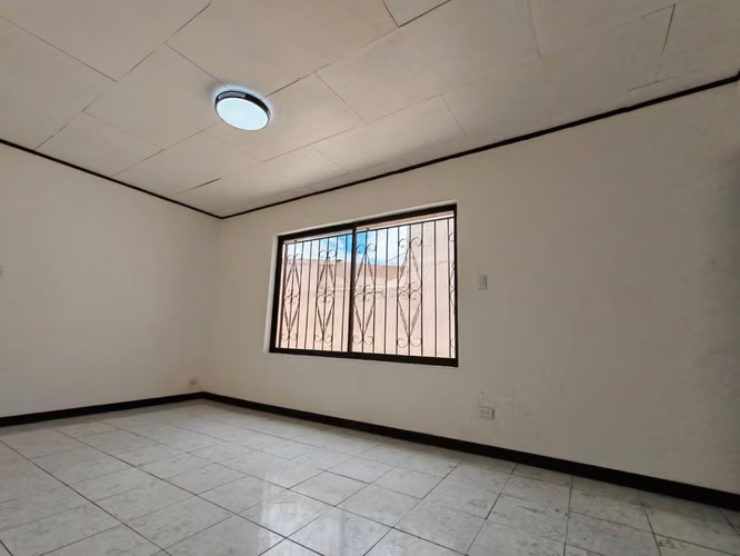 Venta  casa-Heredia
