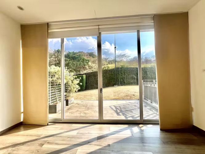 MODERNO 187M2 CON 2 TERRAZAS VISTAS PANORAMICAS RODEADO DE VEGETACION ESCAZU - Imagen 19