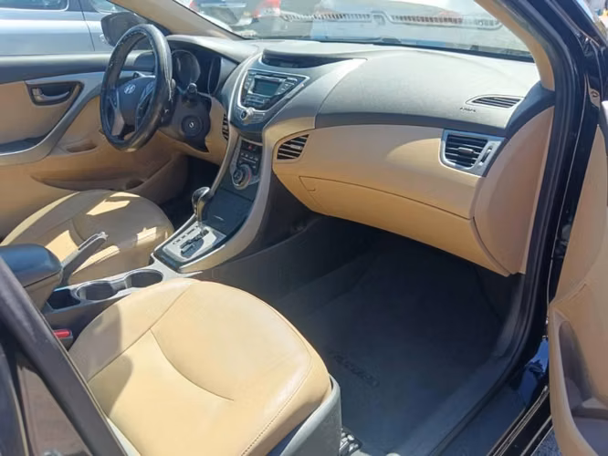 Hyundai elantra  limited