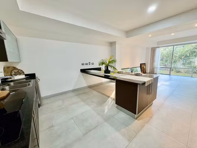 LOS LAURELES-ESCAZU! LUJOSO Y AMPLIO APARTAMENTO DE 3 HABITACIONES/VISTAS! - Imagen 7
