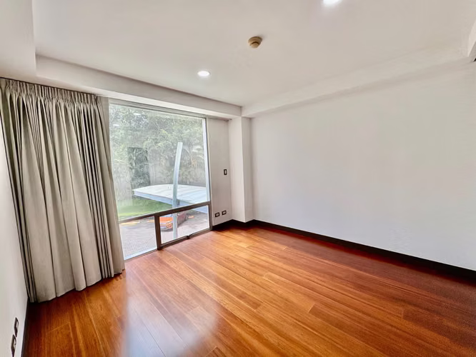 LOS LAURELES-ESCAZU! LUJOSO Y AMPLIO APARTAMENTO DE 260m2 / 3 HABITACIONES + SERVICIO - Imagen 9