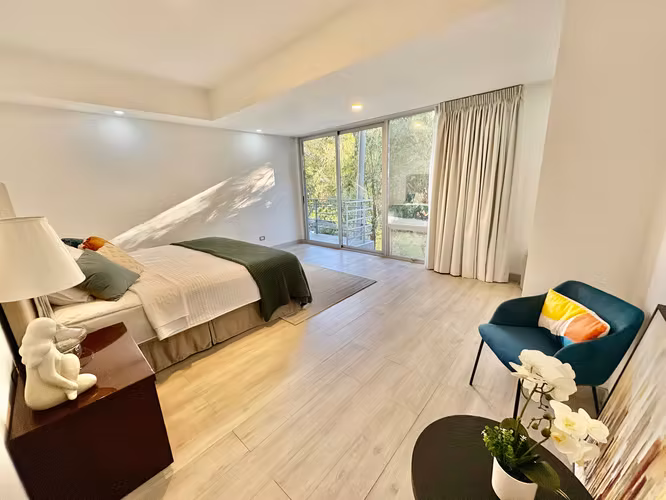 LOS LAURELES-ESCAZU! LUJOSO Y AMPLIO APARTAMENTO DE 260m2 / 3 HABITACIONES - Imagen 10