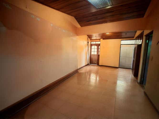 Venta de propiedad con uso de suelo mixto sobre carretera principal – San Rafael de Heredia - Imagen 9