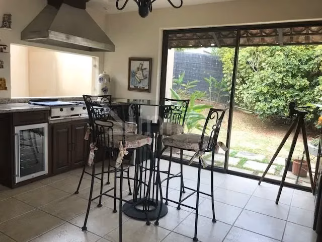 id 40119 Exclusiva residencia en venta – Colinas de Montealegre