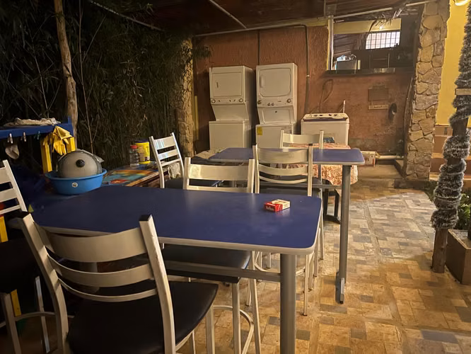 APTO. DE LUJO, AMUEBLADO INCLUYE TODO LOS SERVICIOS BARVA HEREDIA - Imagen 16
