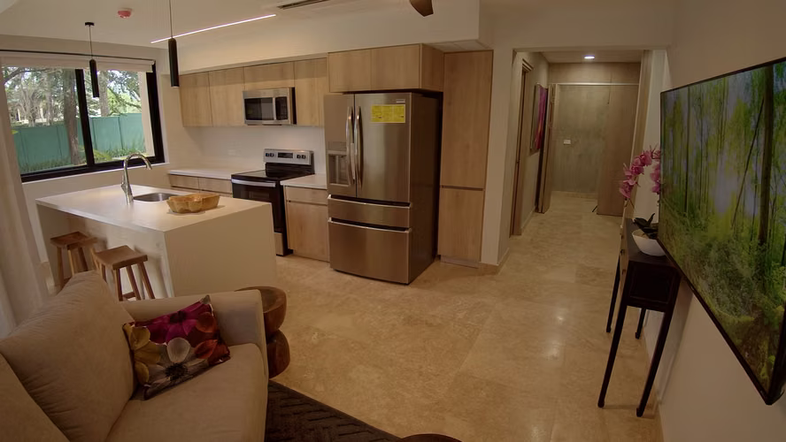 Condominio de 2 habitaciones con vista al océano y a la montaña - Imagen 12