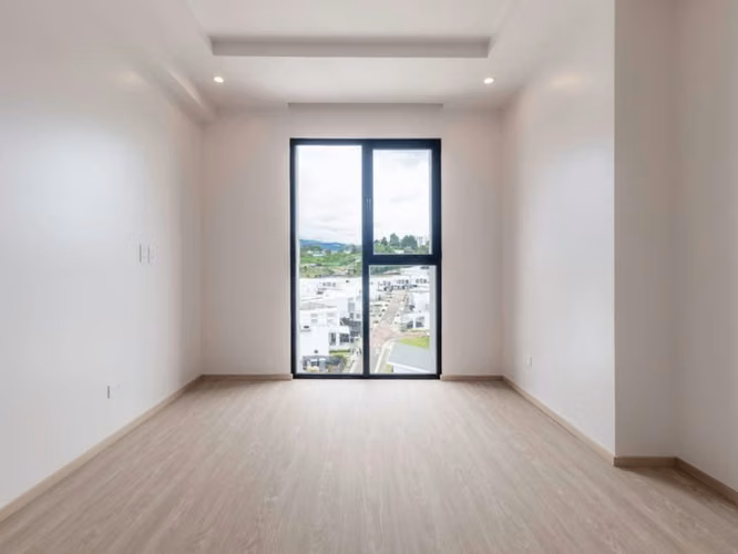 Penthouse para Estrenar, Curridabat