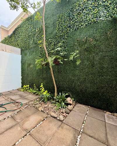 Oportunidad town house Santa Ana Village 2 habs grandes 2.5 baños 2 parqueos línea blanca - Imagen 3