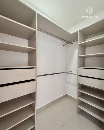 Oportunidad town house Santa Ana Village 2 habs grandes 2.5 baños 2 parqueos línea blanca - Imagen 6