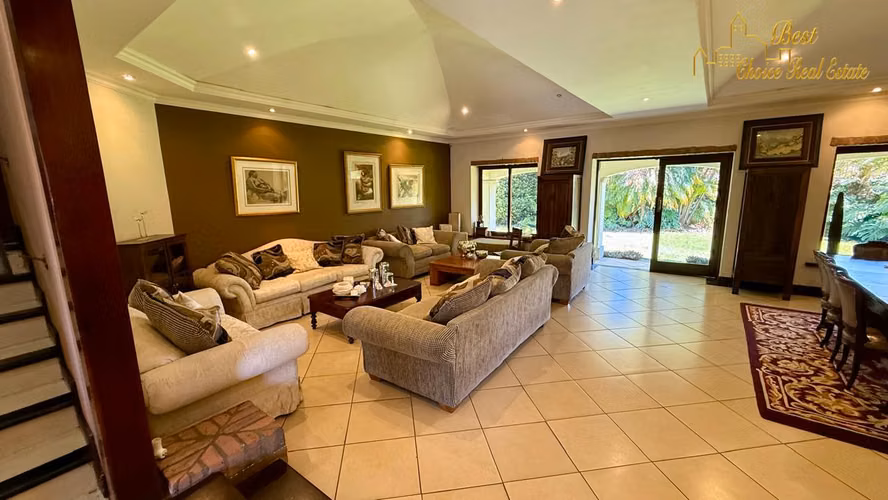 Venta Casa Heredia Ciudad Cariari | Amplio Jardín y Garaje para 4 Vehículos - Imagen 7