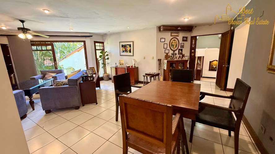 Venta Casa Heredia Ciudad Cariari | Amplio Jardín y Garaje para 4 Vehículos - Imagen 6