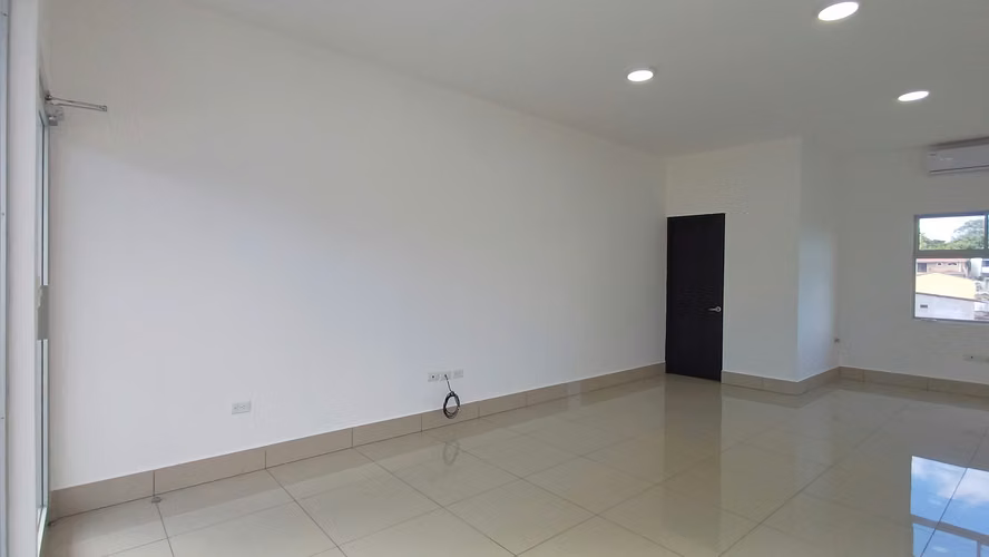 Alquiler De Local Comercial En Curridabat - Imagen 3