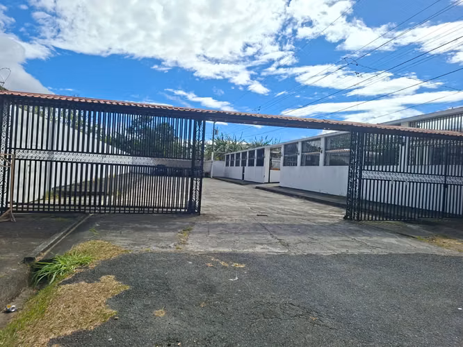 Propiedad 1.820 m² en La Rivera de Belén