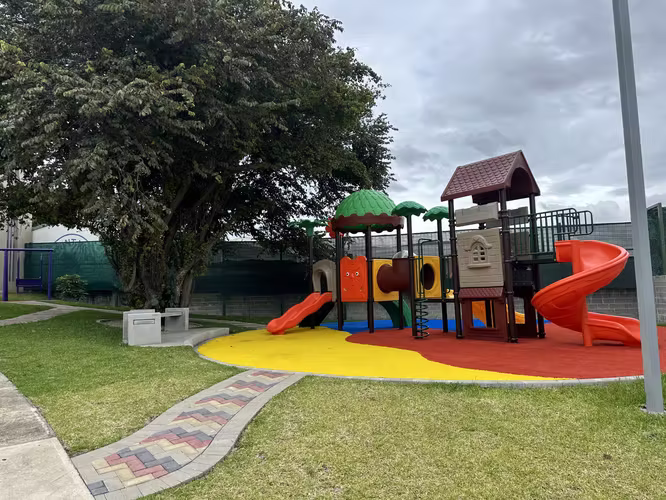 CONDOMINIO NUEVO EN GUACHIPELIN - Imagen 19
