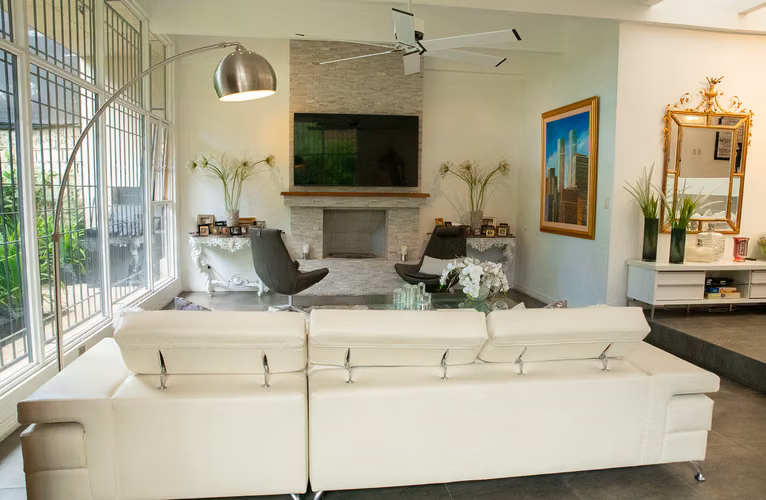 Venta Casa Oasis en Escazu centro