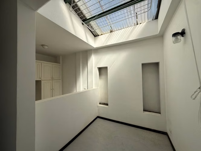 Venta de casa en condominio en Piedades de Santa Ana - Imagen 7