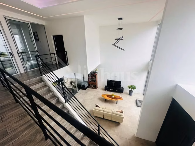 id 41852 Hermosa Casa en Condominio con patio amplio