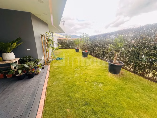 id 41852 Hermosa Casa en Condominio con patio amplio