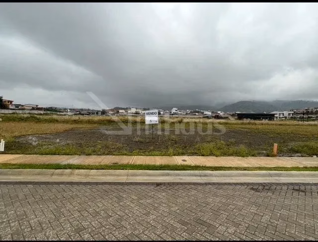 id 40923 Lote en Condominio Nuevo, Lomas de Ayarco, Curridabat
