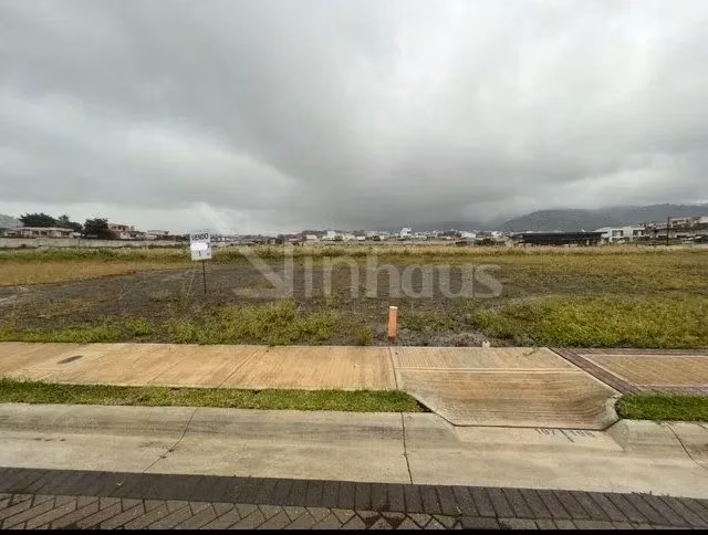 id 40923 Lote en Condominio Nuevo, Lomas de Ayarco, Curridabat