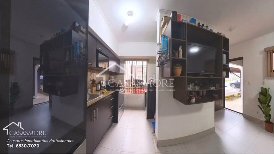 VENTA APARTAMENTO CONDOMINIO FRANCISCO DE HEREDIA 1ER NIVEL CON PATIO