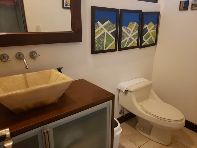 En venta bellísima casa en Santa Ana Pozos. MP 25-167