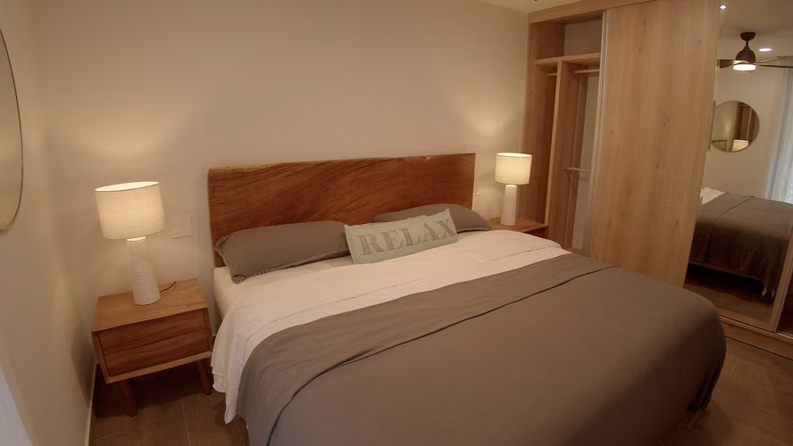 Apartamento de 2 habitaciones y 2 baños con vistas al mar - Imagen 11