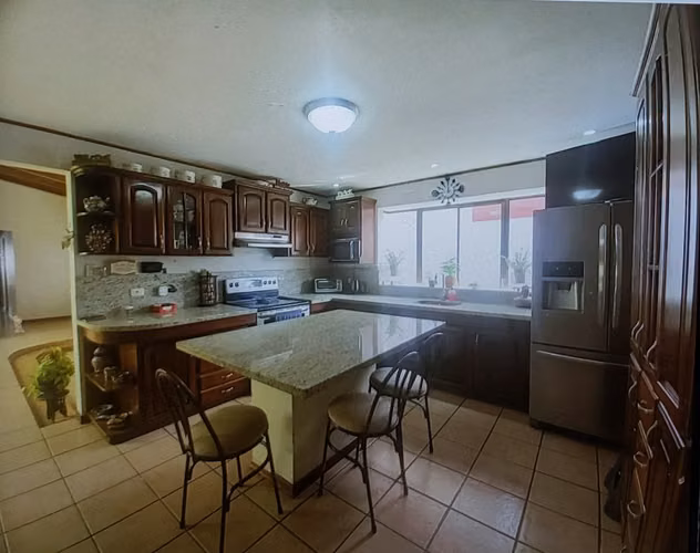 Cartago El Carmen 1 PISO lujosa comercial y residencial CRC180 millones 527m2 terreno - Imagen 3