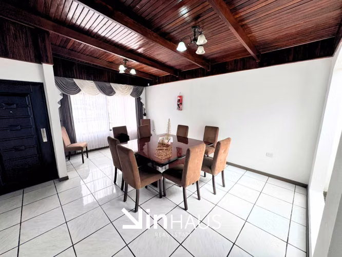 Casa con lote de 969 m2 de uso mixto en Patarrá, Desamparados -EU