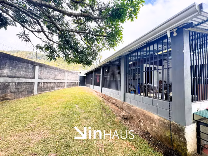 Casa con lote de 969 m2 de uso mixto en Patarrá, Desamparados -EU