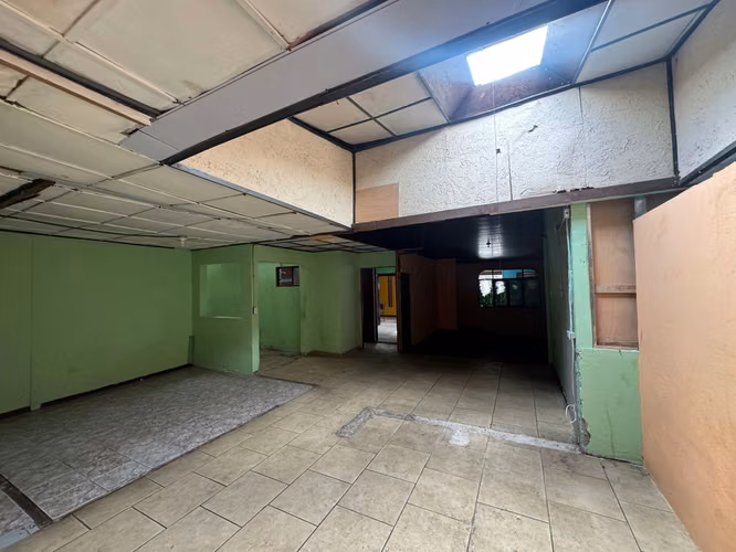 Venta de propiedad de uso mixto para remodelar, Heredia - Imagen 14