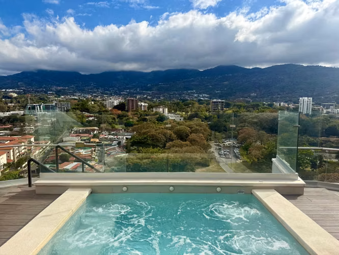 APARTAMENTO NUEVO VENTA CENTRAL PARK TREJOS MONTEALEGRE ESCAZÚ JV565