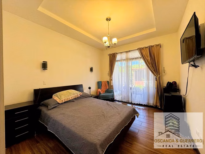 Venta de Casa Amueblada en Grecia, Condominio