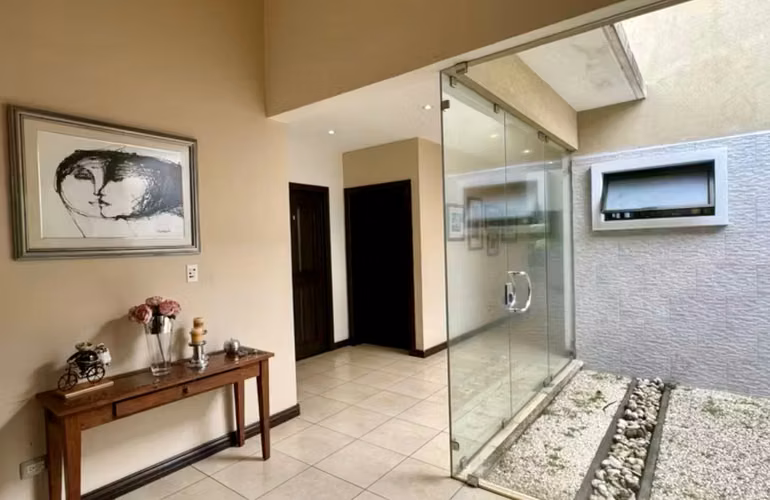 CASA EN VENTA EN CONDOMINIO EXCLUSIVO, SANTO DOMINGO DE HEREDIA. - Imagen 14