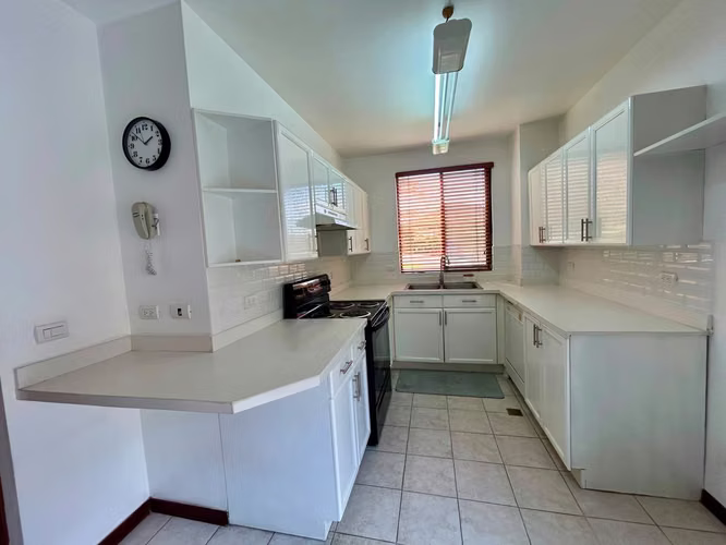 APARTAMENTO PRIMERA PLANTA EN ESCAZÚ - Imagen 7