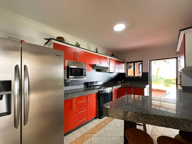 Venta de casa en Lomas de Ayarco Sur, Curridaba - Imagen 4