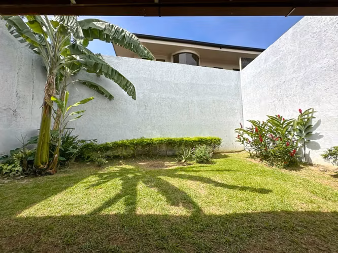 Venta de casa en Lomas de Ayarco Sur, Curridaba - Imagen 8