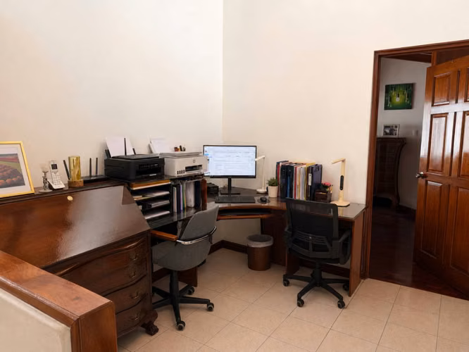 Venta de casa en condominio en la Uruca
