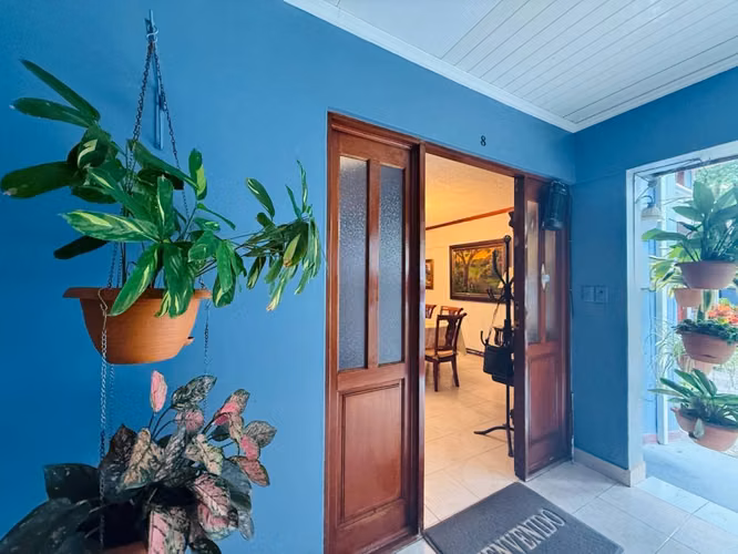 Venta de casa en condominio en la Uruca