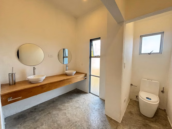  Se Vende Amplia Casa en Condominio Rialto 