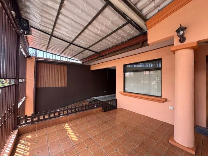 Venta de casa independiente en Poás de Alajuela