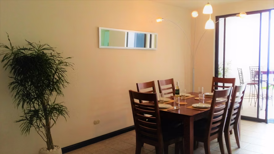 CASA EN ESCAZU CON MUEBLES - Imagen 17