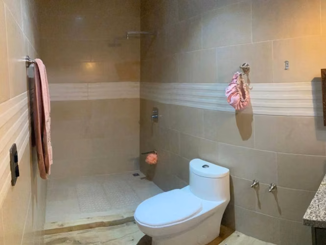 Venta de casa en condominio en los Ángles de Santo Domingo