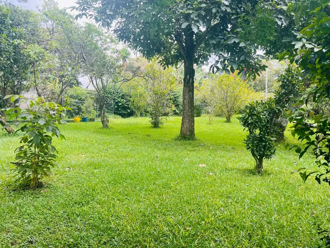 Venta de Casa con lote amplio y vista en San Rafael de Heredia