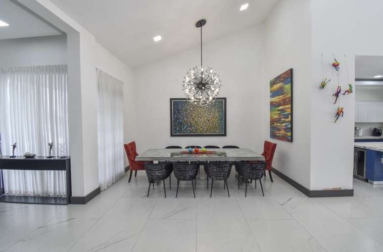 OPORTUNIDAD CASA 1 planta en Santa Ana Lindora con 5 dormitorios, 6 baños, piscina y espectacular área social - Imagen 19