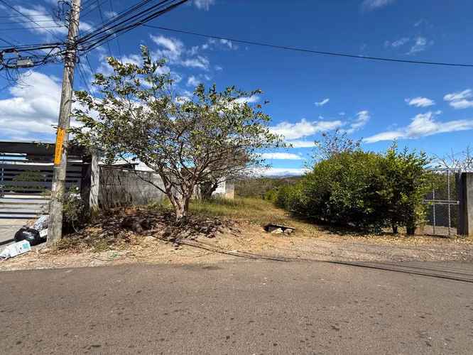 ¡Hermosa Propiedad en Venta en Juanilama de Esparza, Calle Molejones! - Imagen 10