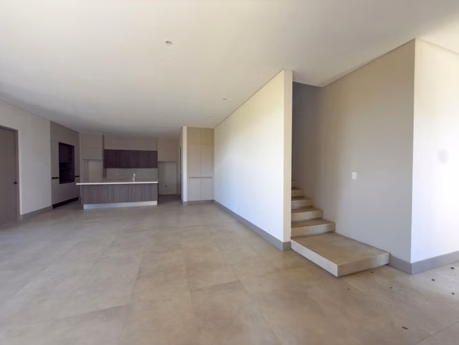 Casa de Lujo Nueva en Alquiler en Hacienda Espinal | 5 Habitaciones | $5,500/mes