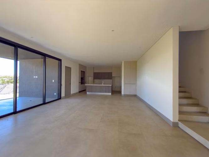 Casa de Lujo Nueva en Alquiler en Hacienda Espinal | 5 Habitaciones | $5,500/mes