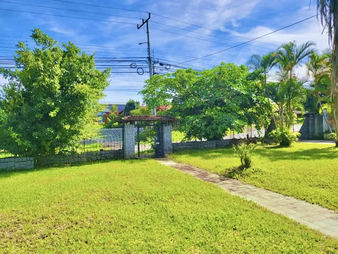 Venta Casa Independiente con Uso de Suelo Comercial/Industrial | Llorente de Flores, Heredia | 8 Hab