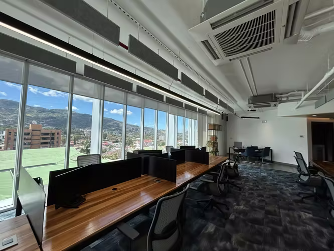 ALQUILA OFICINA CORPORATIVA EN ESCAZU PLUG & PLAY